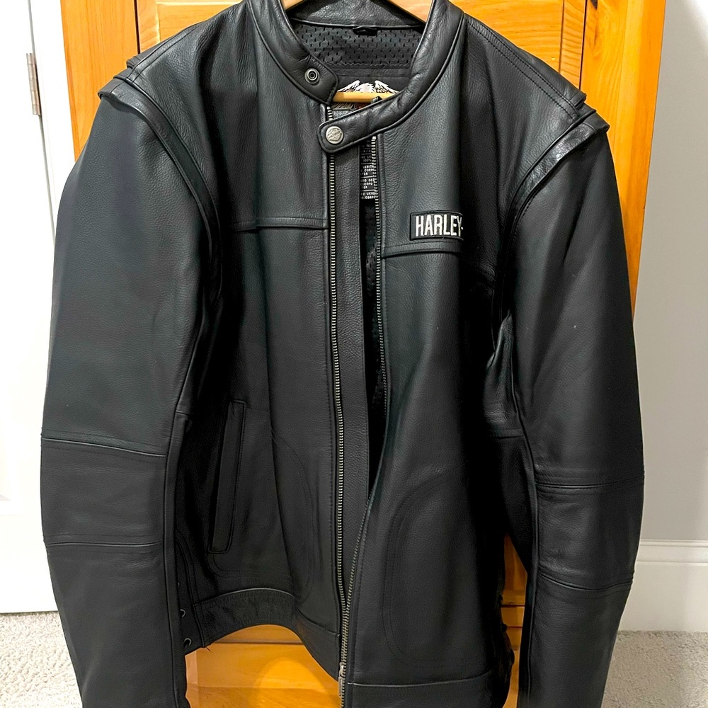 Men’s Harley Davidson leather bomber jacket